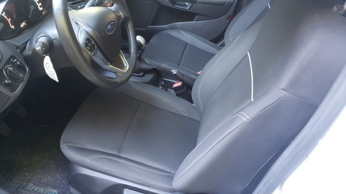 Ford Fiesta Kinetic Design 1.6 Se 120cv 2015