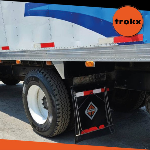 International 4300 Modelo 2013
