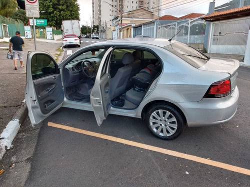 Volkswagen Voyage 2009 1.6 Vht Comfortline Total Flex 4p