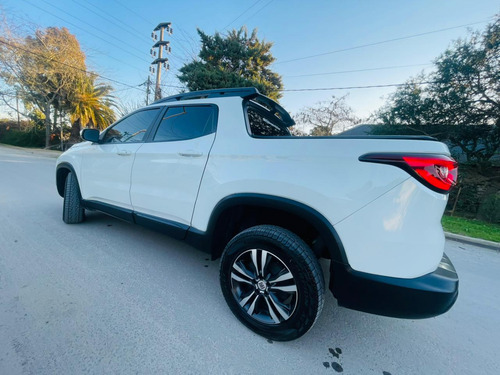 Fiat Toro 2.0 Freedom 4x4 At