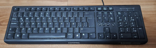 Compaq All In One Cq-1406la Completa Y Funcionando Disco Ssd Negro (Usado)