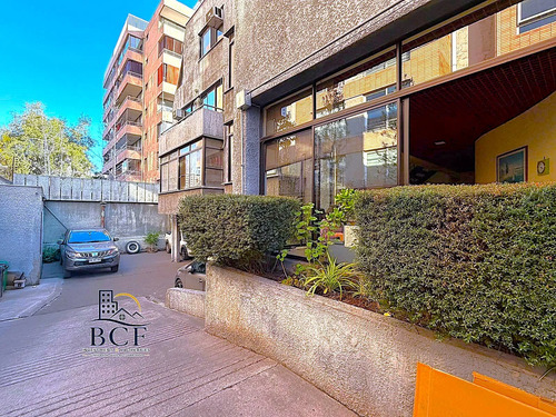 Oficina Con Terraza, Estacionamiento Y Orientación Norte |