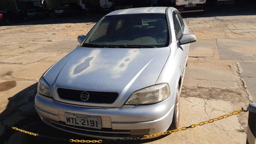 Chevrolet Astra Sedan 2001 2.0 Gls 4p