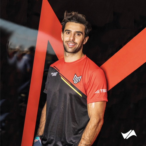 Imagen 2 de 5 de Remera Oficial Manu Urcera Tc 2022