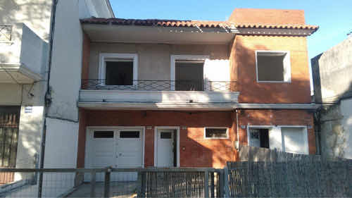 Alquiler Casa De Altos Con Balcon, 3 Dormitorios En Prado