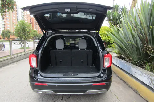 Ford Explorer 2.3 Xlt At 4x4 7 Puestos