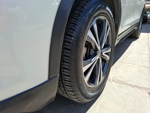 Nissan X-Trail 2.5 Exclusive 2 Row Cvt