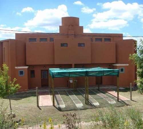 Imagen 1 de 7 de Complejo Turistico En Barrio Uruguaí