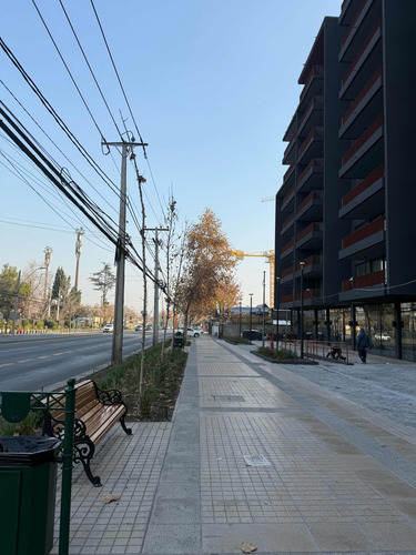 Instala Tu Negocio En Avda Las Condes! Sector De Alto Flujo