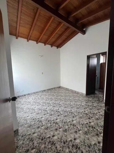 Apartamento En Venta. Laureles.