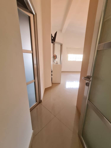 Imagen 8 de 28 de Cómoda Casa De Dos Plantas En Loma Linda, Sector Las Peonías, Puerto Ordaz