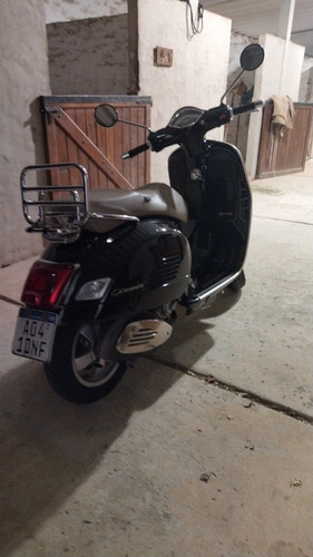 Imagen 3 de 5 de Vespa 300 Gts E Súper