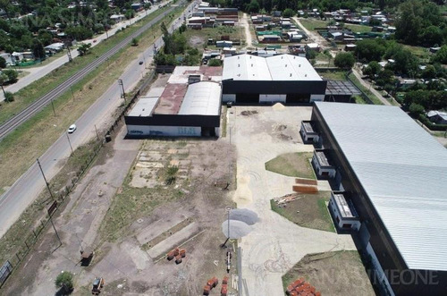 Imagen 8 de 11 de Nave Industrial - Francisco Alvarez
