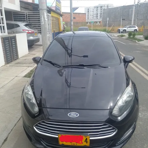 Ford Fiesta 1.6 Hatchback Se