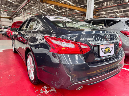 Nissan Altima 3.5 Exclusive Cvt
