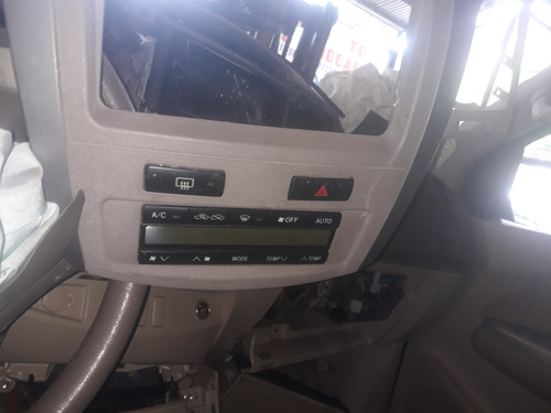 Mando Limpia Parabraisas Toyota Fortuner 2012