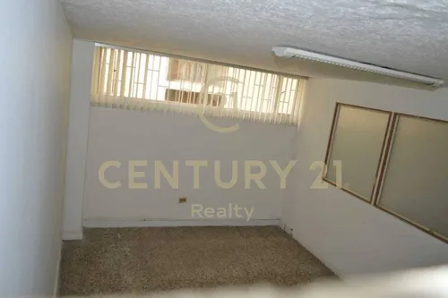 Local Comercial Con Deposito