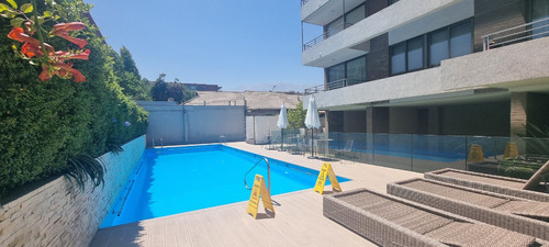 Las Condes Penthouse 185 M2 4 D Y 3 B Vista Despejada!