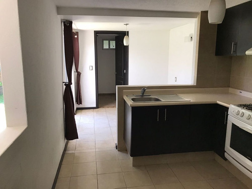 Imagen 4 de 19 de Casa En Venta En Bosque De Los Encinos (a Un Costado Del Clu