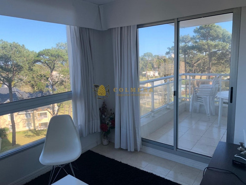 Apartamento En Excelente Ubicación - Ref: 4030