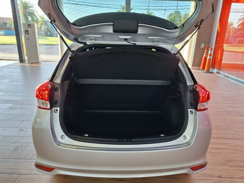Toyota Yaris 1.5 107Cv Xs Cvt