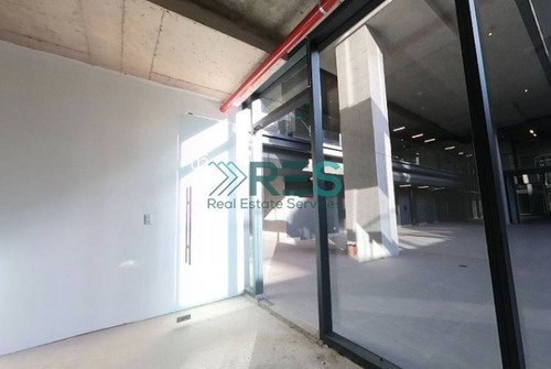 Local Comercial En Arriendo En Providencia