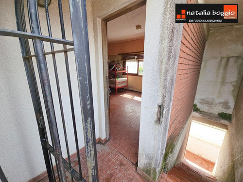 Departamento S/expensas En 3er Piso Por Escalera A 100 Mts De La Terminal Omnibus Usd 26.000 V 6311