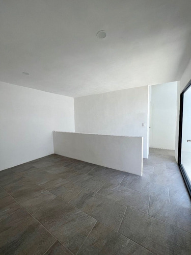 Casa En Venta En Merida, Oasis Cholul, Privada Con Amenidades, Mod 225