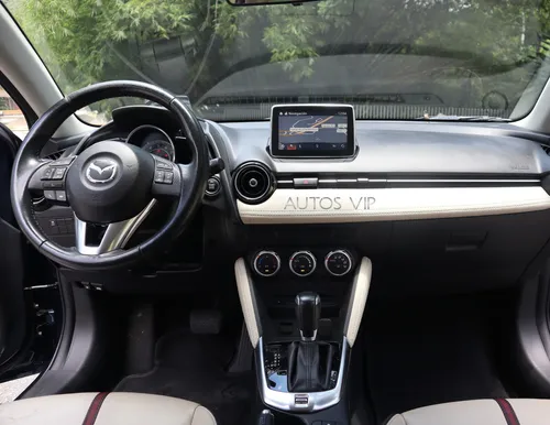 Mazda 2 Grand Touring