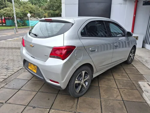Chevrolet Onix 1.4 Ltz 5 p
