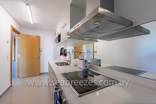 Sea Breezes - Punta Del Este - 3 Dormitorios - Excelente Ubicación Y Servicios - Ref: 269