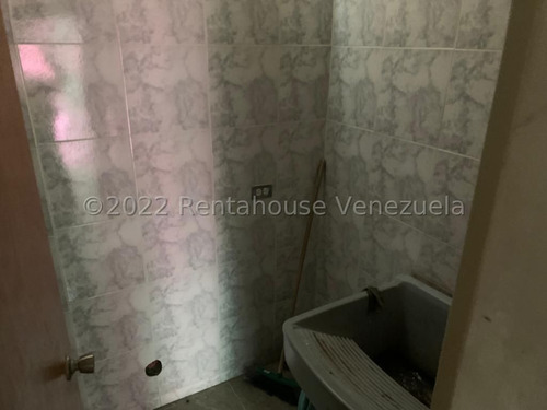 Imagen 26 de 30 de #@edificio En Venta Zona Oste Barquisimeto Con Oficinas Y Apartamentos Fgr 23-4060#@