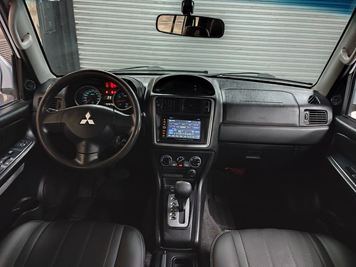 Imagem 10 de 13 de Mitsubishi Pajero Tr4 2014 2.0 4x2 Flex Aut. 5p