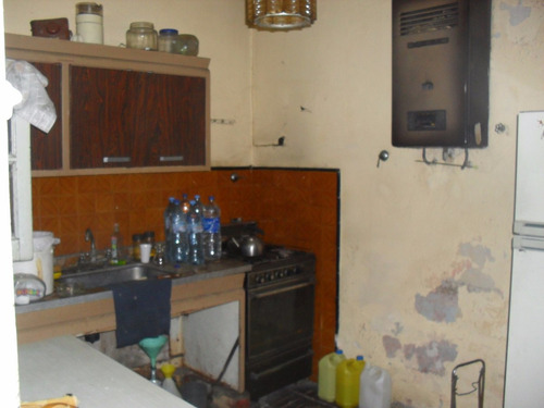 Imagen 7 de 8 de Local Con Vivienda Sobre Avenida