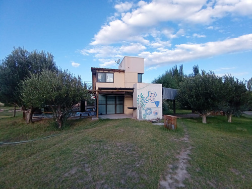 Complejo De 3 Cabañas A La Venta - Villa 25 De Mayo