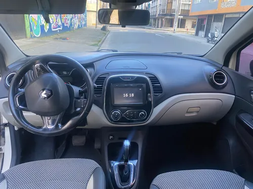 Renault Captur 2.0 Intens Automática