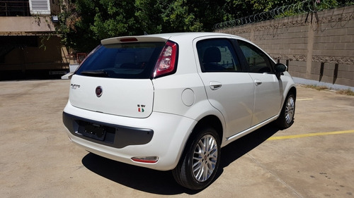 Fiat Punto 1.6 Essence 2014