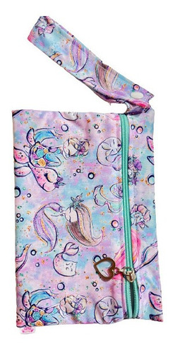 Imagen 1 de 4 de Bolsita Impermeable Porta Toallas Wetbag Lunisima Chica