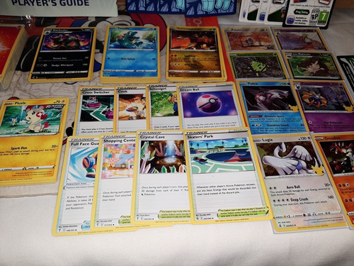 Elite Trainer Box Silver Tempest Abierta Con Muchas Tarjetas (Usado)