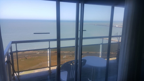 Imagen 8 de 22 de Departamento 3 Ambientes Con Dependencia Frente Al Mar