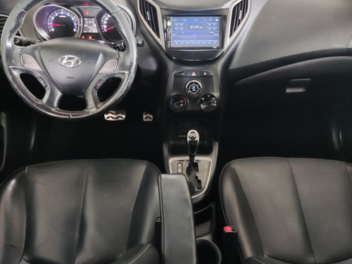 Hyundai HB20X HB20X 1.6 16V PREMIUM FLEX 4P AUTOMÁTICO