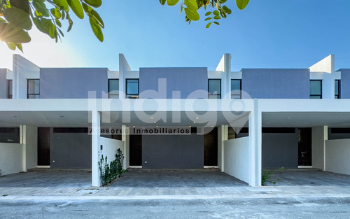 Casa En Venta En Mérida Tipo Townhouse Modelo 1 En Privada Xcanatún