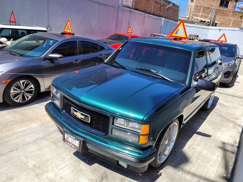 Chevrolet Silverado Pickup 2500 Custom 4vel Aa Mt