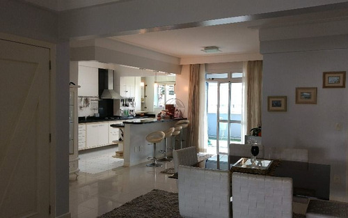 Imagem 21 de 30 de Vendo Excelente Apartamento Com Terraço E Piscina, Totalmente Plano Em Excelente Localização A 200 Metros Da Beira Mar Do Estreito Florianópolis Sc Com 284,07 M² De Área Útil - Ap231