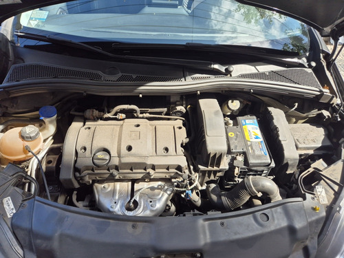 Peugeot 208 1.6 Feline