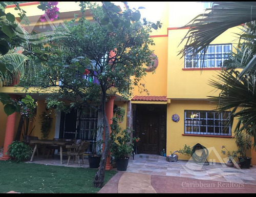 Casa En  Venta En Cancun Centro Smz 3 B-rtb7536