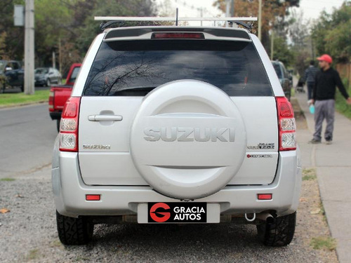Imagen 5 de 20 de Suzuki Grand Nomade Glx Sport 2.4 Mt 2015