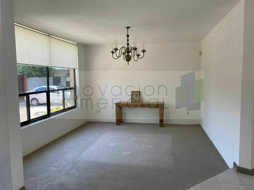 Imagen 14 de 30 de Jurica, Casa De Un Nivel Con Terraza, Jacuzzi Y Más De 300m2