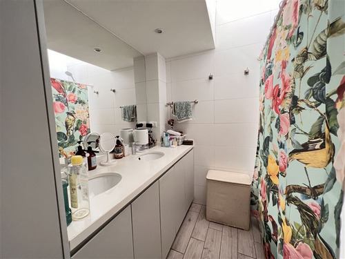 Casa En Venta Cerca Colegio Sek Las Condes