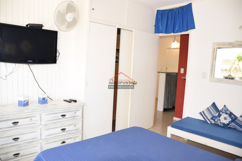Apartamento En Península 2 Dormitorios - Ref: 5187